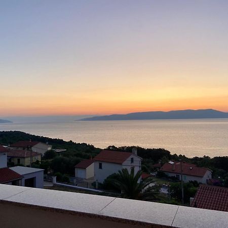 Apartments Villa Iva Равні Екстер'єр фото