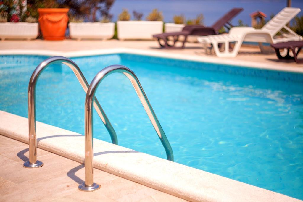 Apartments Villa Iva Равні Екстер'єр фото